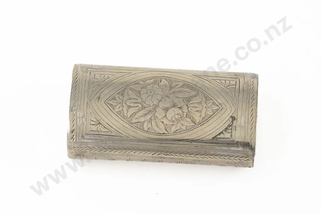 Unmarked C19th Silver? Gilt Snuff Box Image 1++