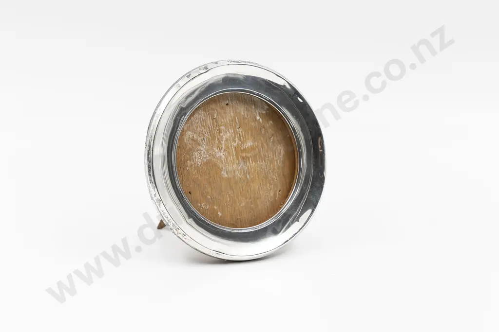 Edwardian S/S Circular Photo Frame Image 1++