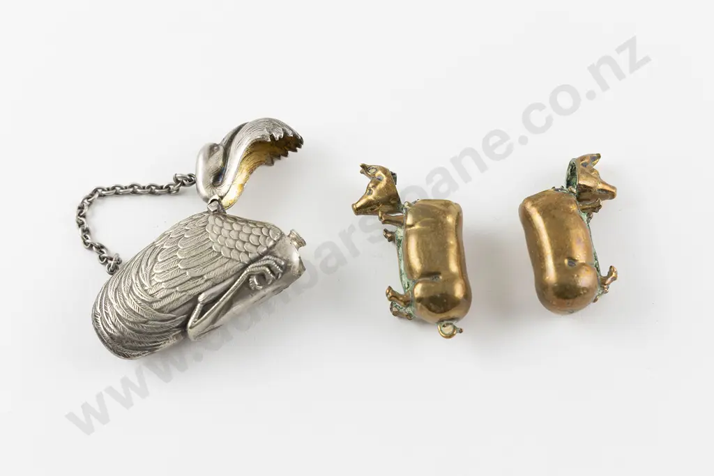 Late C19th White Metal Crane Vesta Case Image 1++