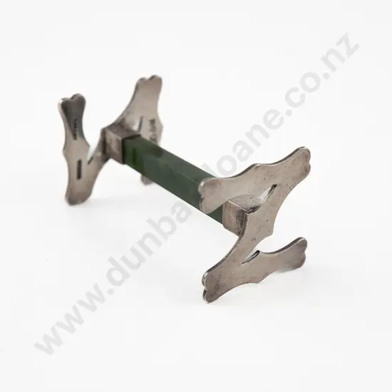 NZ S/S & Greenstone Knife Rest By Frank Grady