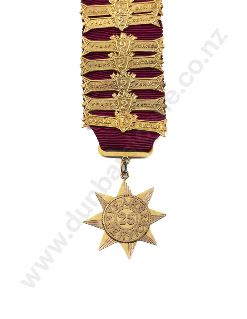U.F.B.A. (United Fire Brigade Association of NZ) 25 Years Service Gold Medal (9ct) Image 1++