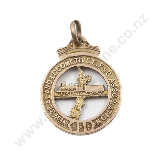 NZ Locomotive E.F. & C. (Engineers Firemen & Cleaners) Association C.1915 Membership Fob Medal