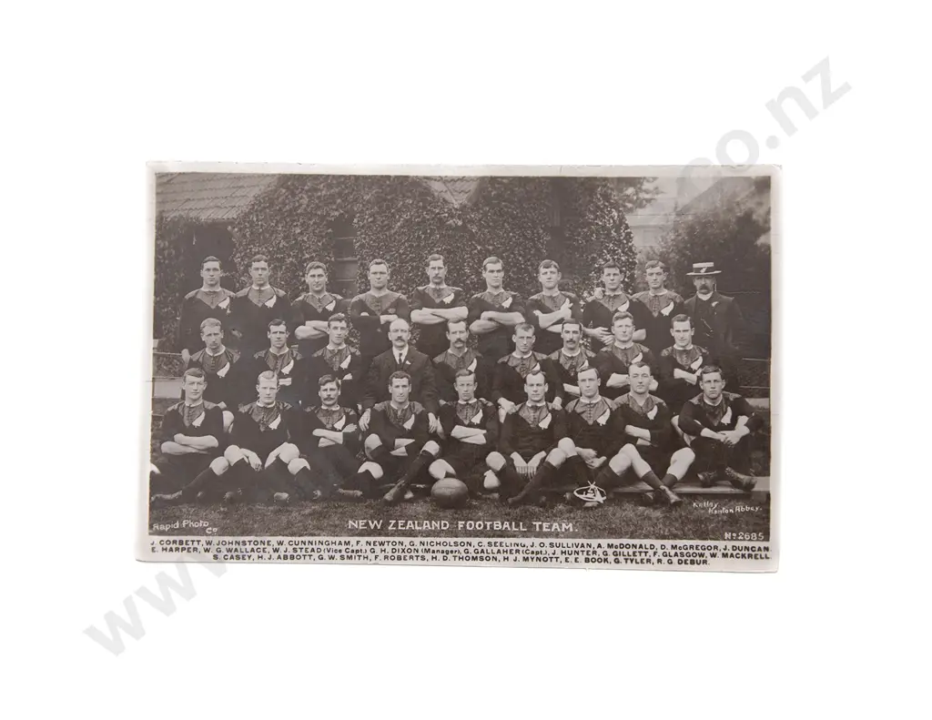 NZ Historical 9ct and Enamel NZ v Wales Rugby Brooch Image 1++