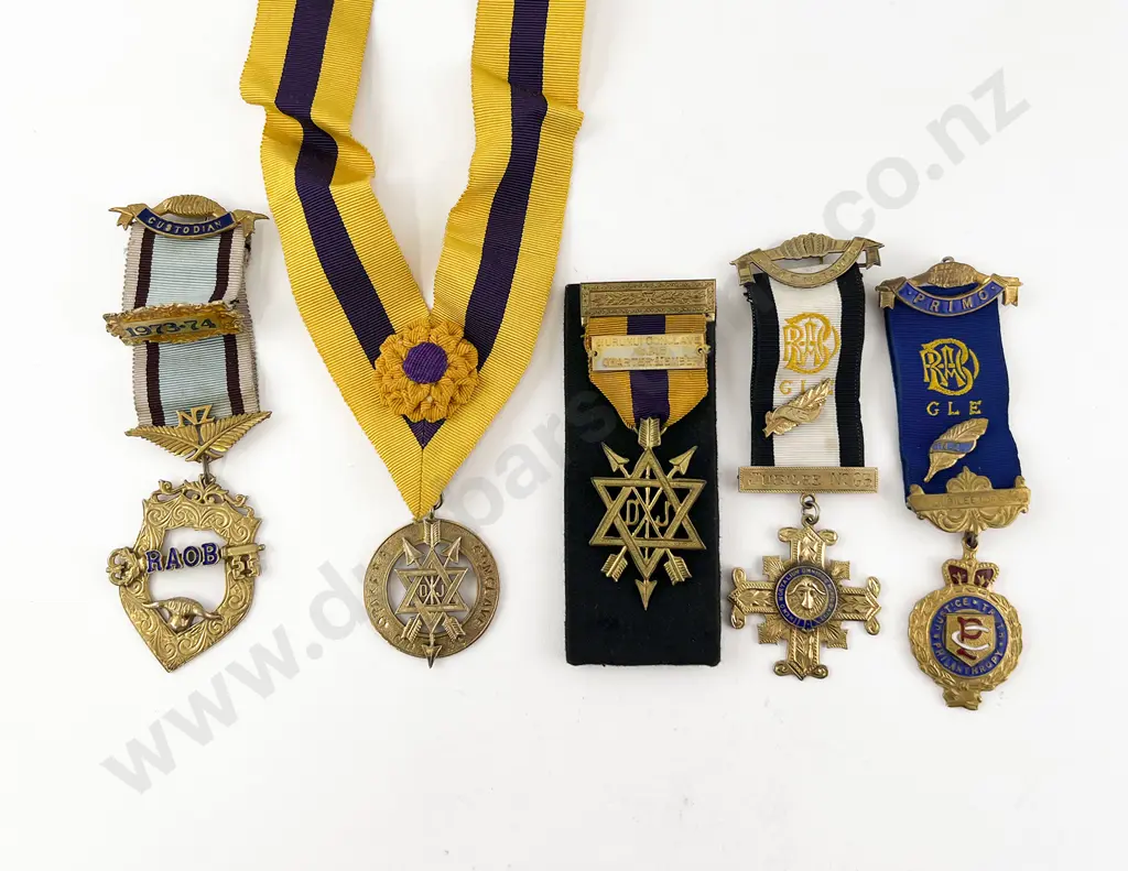 Masonic (Freemasons) Regalia and Memorabilia Image 1++