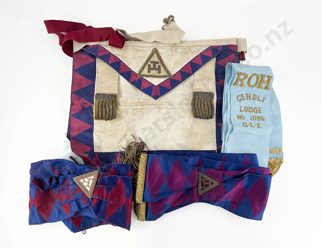 Masonic (Freemasons) Regalia and Memorabilia Image 1++