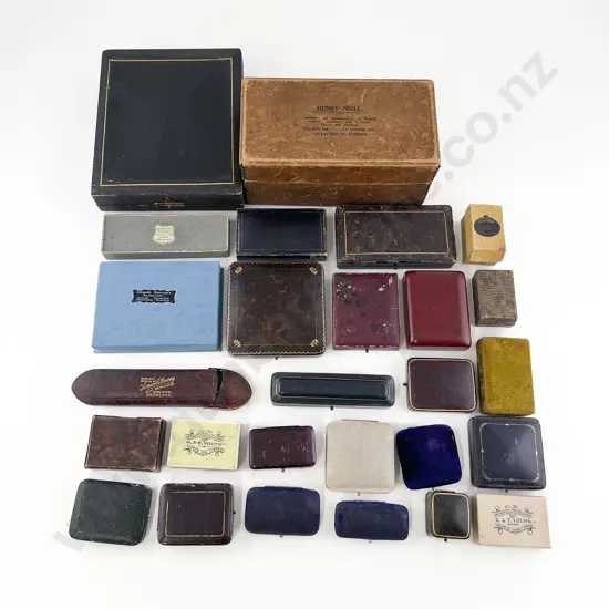 Collection Jewellery and Other Display Cases