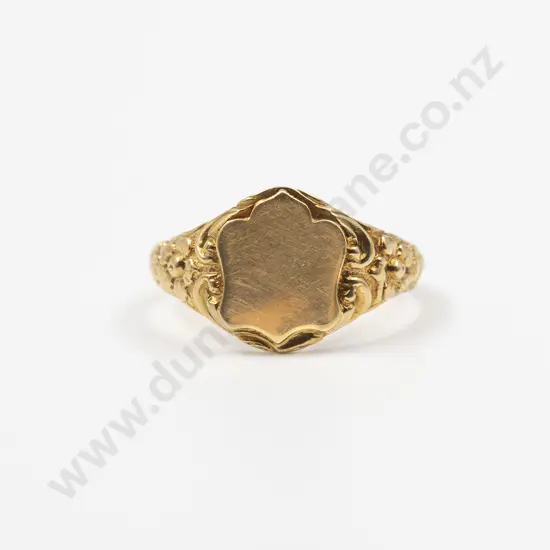 NZ 18ct Signet Ring