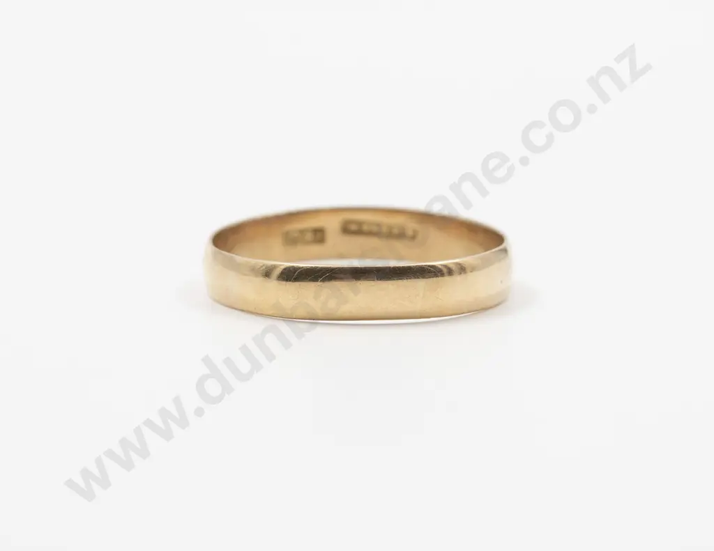 NZ 18ct Plain Wedding Band by Arthur John Shaw Image 1++