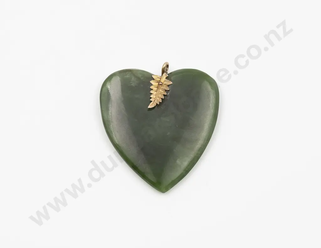 NZ Colonial Large Greenstone Heart Pendant Image 1++