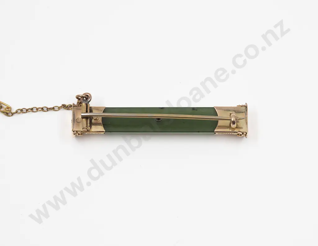NZ 9ct Mounted Greenstone Bar Brooch Image 1++
