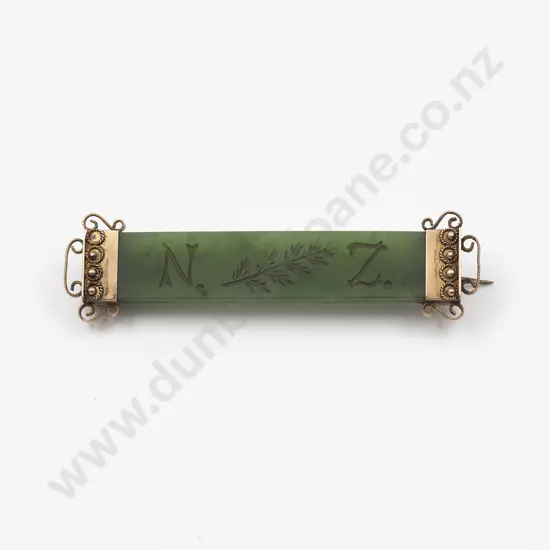 NZ Colonial 9ct Greenstone Bar Brooch