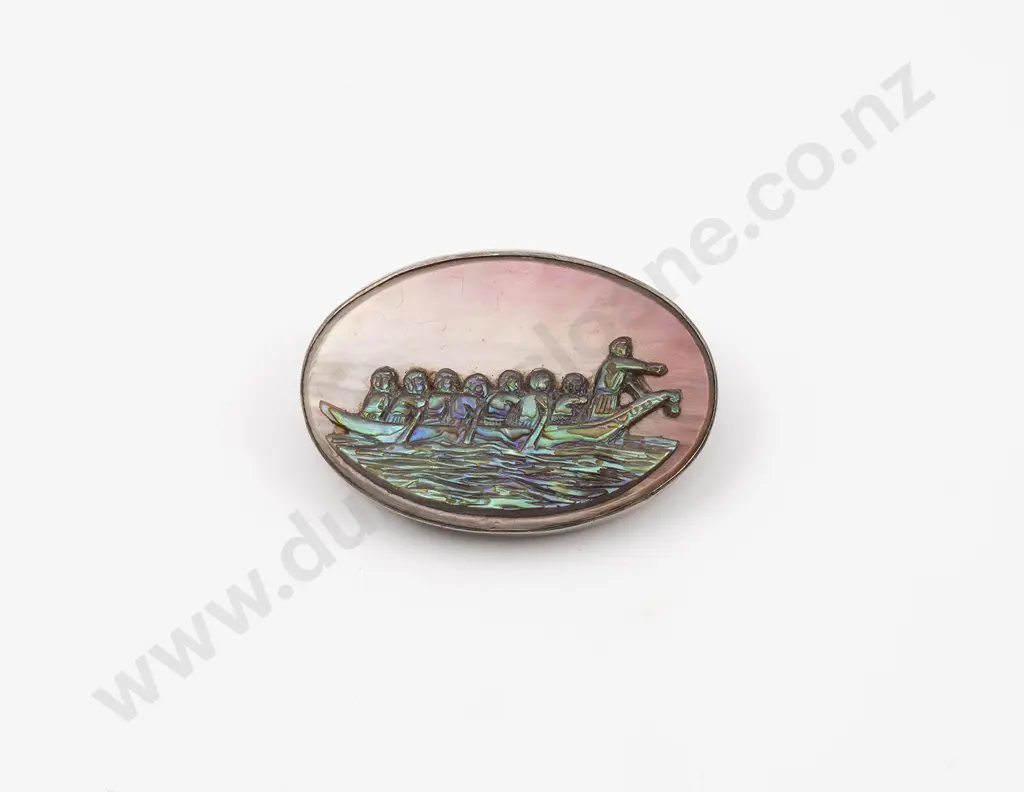 NZ Silver MOP and Paua Brooch Image 1++