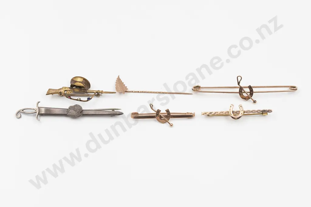 Six NZ Pins Image 1++