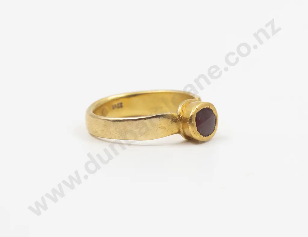NZ Ann Culy Dunedin 22ct Single Ruby Ring Image 1++