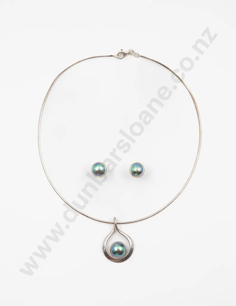 .925 Silver Paua Pearl Pendant Image 1++