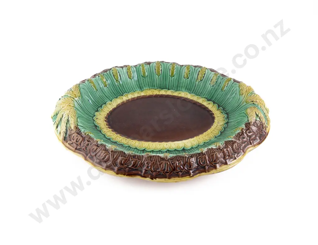 C19th Majolica Bread Platter Image 1++