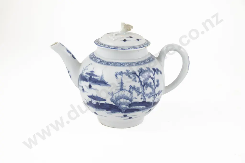 First Period Worcester Teapot Image 1++