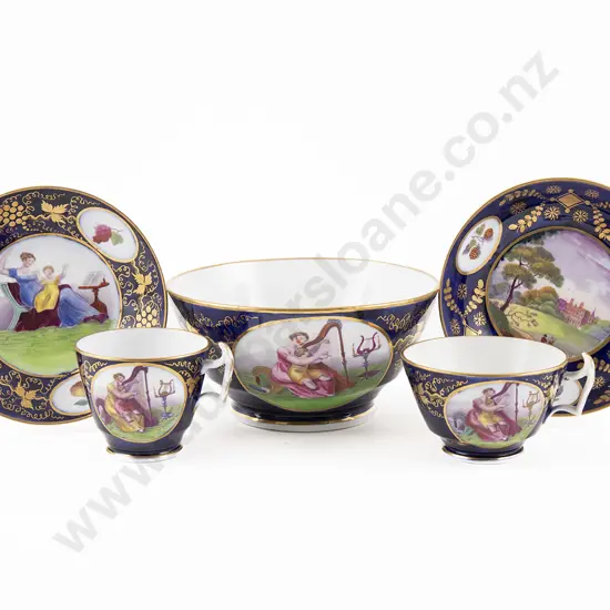 Early C19th C1810 New Hall Two Cup and saucers