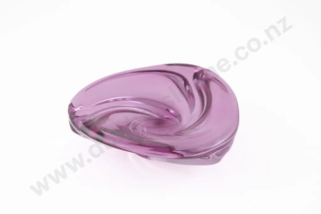 Val St Lambert Tinted Amethyst Glass Dish Image 1++