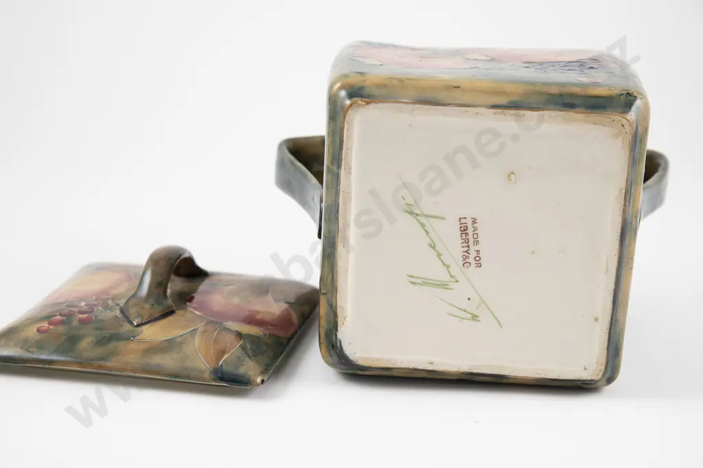Moorcroft Pomegranate Biscuit Box Made For Liberty & Co Image 1++