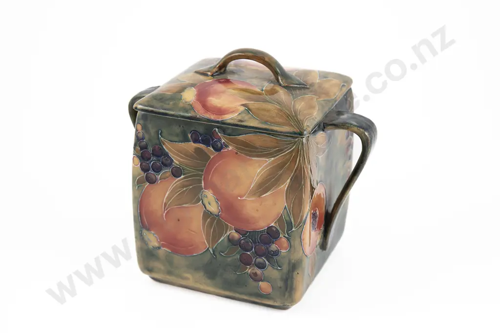 Moorcroft Pomegranate Biscuit Box Made For Liberty & Co Image 1++