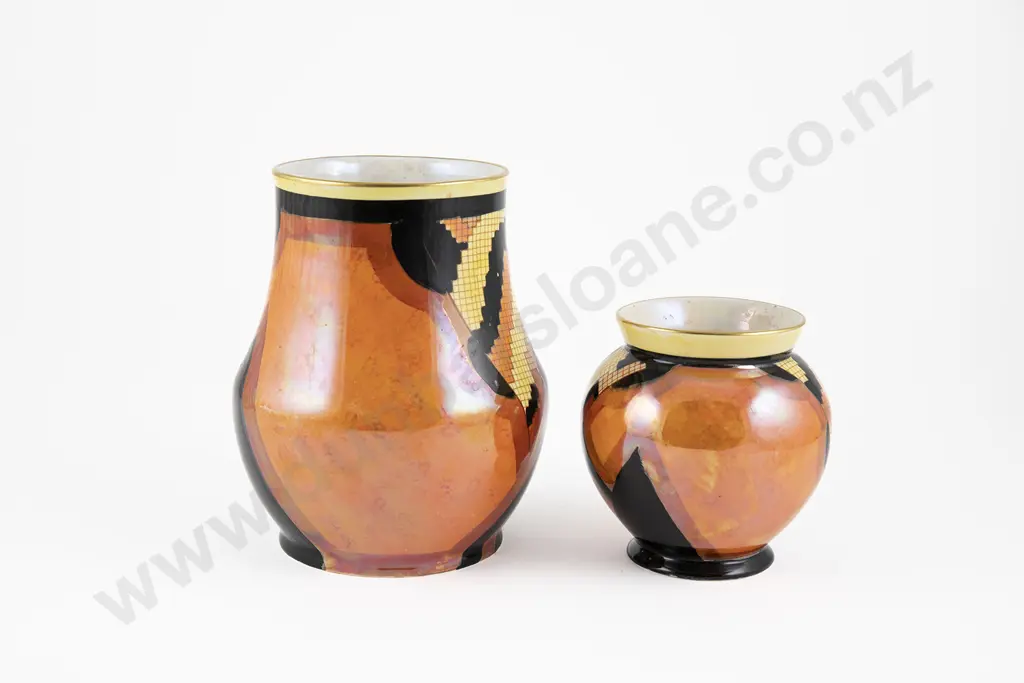 Two Carlton Ware Jazz Stitch Pattern Vases Image 1++