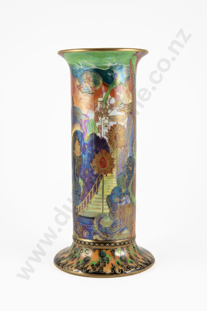 Superb Wedgwood Fairyland Lustre Vase Image 1++