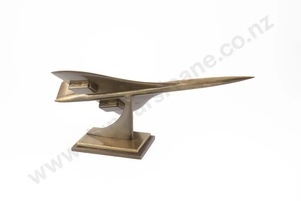 British Heavy Brass Streamlined Model of a Concorde Image 1++