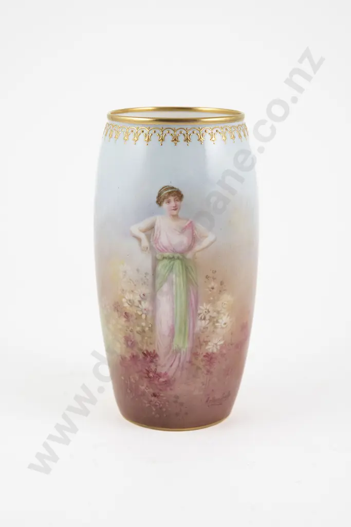 Royal Doulton Cylindrical Vase Image 1++