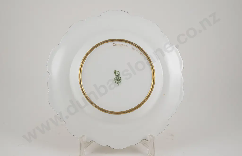 Royal Doulton Plate Image 1++