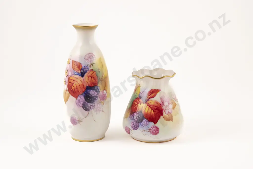 2 Royal Worcester Hand Painted Vases Image 1++