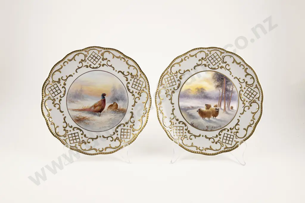 Pair Milwyn Holloway Plates Image 1++