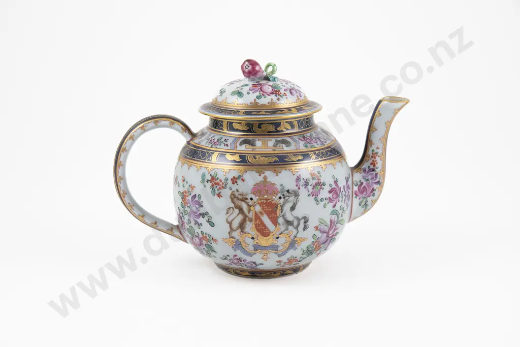 Late C19th Samson Of Paris Armorial Teapot Image 1++