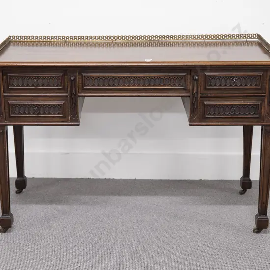 Edw Mahogany Gothic Revival Dressing Table/Desk