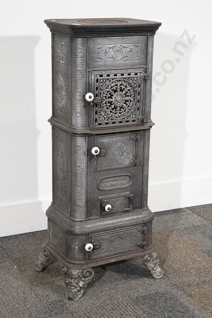 Antique Cast Iron Concordiahutte Stove Image 1++