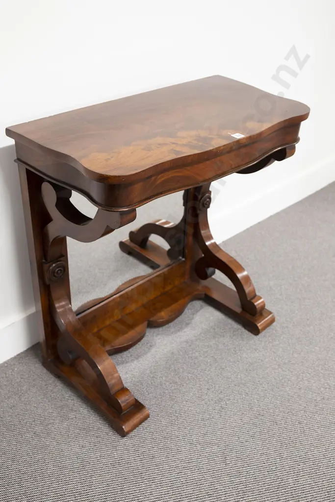 Vict Mahogany Console Table Image 1++