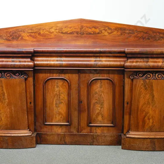 Vict Mahogany 4 Door Inverted Breakfront Sideboard
