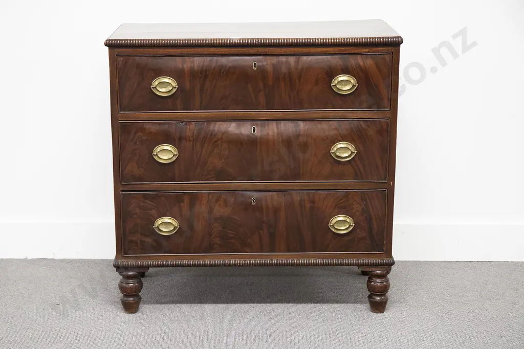 Regency Mahogany Three Drawer Chest Image 1++