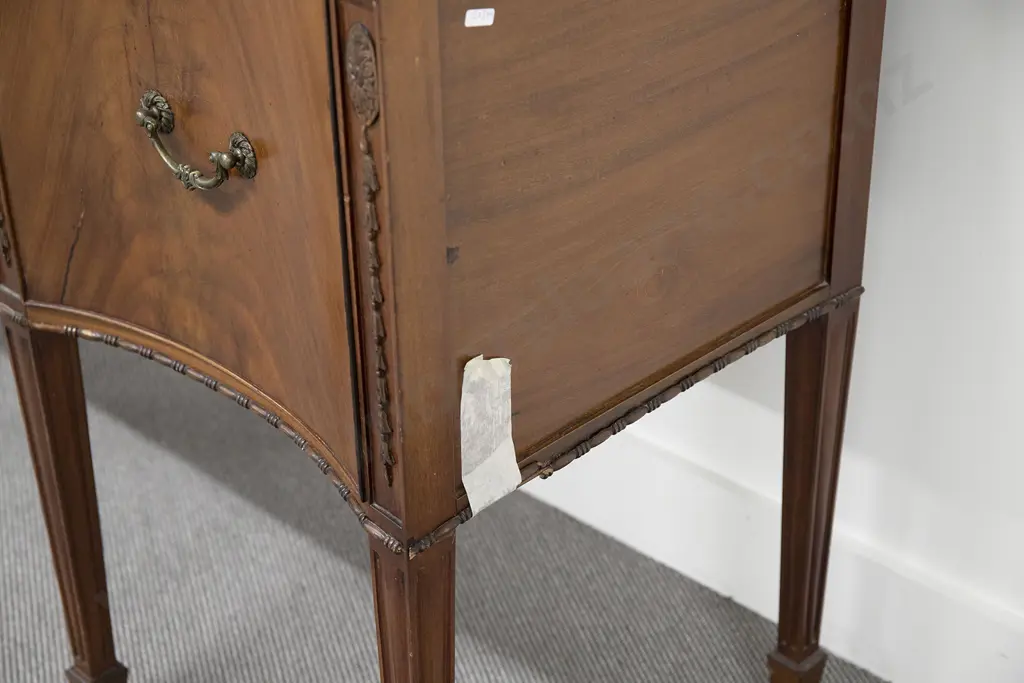 Edw Mahogany "Adams" Style Serpentine Sideboard Image 1++