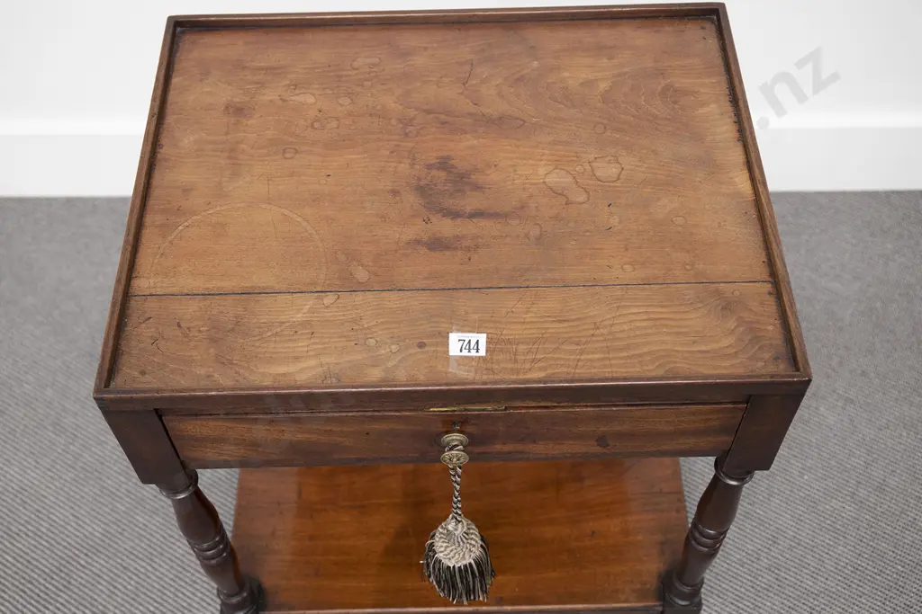 Regency Mahogany What Not Side Table Image 1++