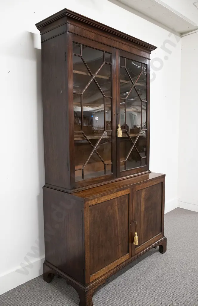 Geo III Mahogany Cabinet Bookcase Image 1++