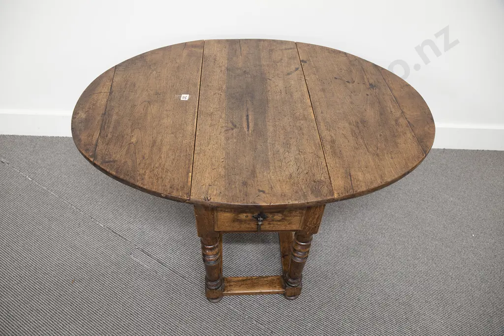 Small Early C18th French Provincial Walnut Oval Drop Leaf Table Image 1++