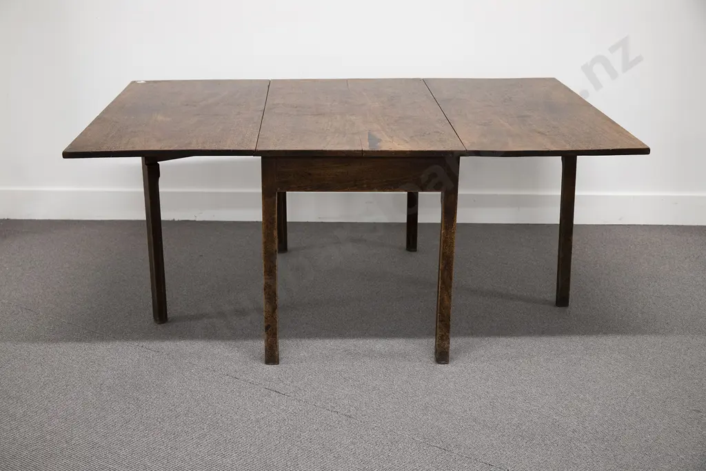 Geo III Mahogany Pembroke Dining Table Image 1++