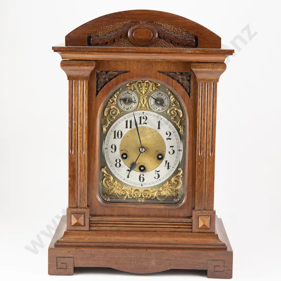 Late Vict Walnut Bracket Clock