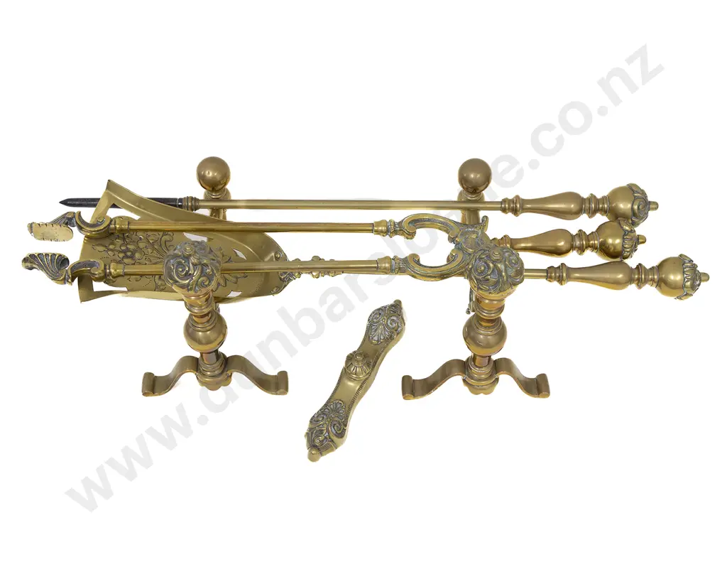 Set Of 3 Brass Fire Irons Image 1++