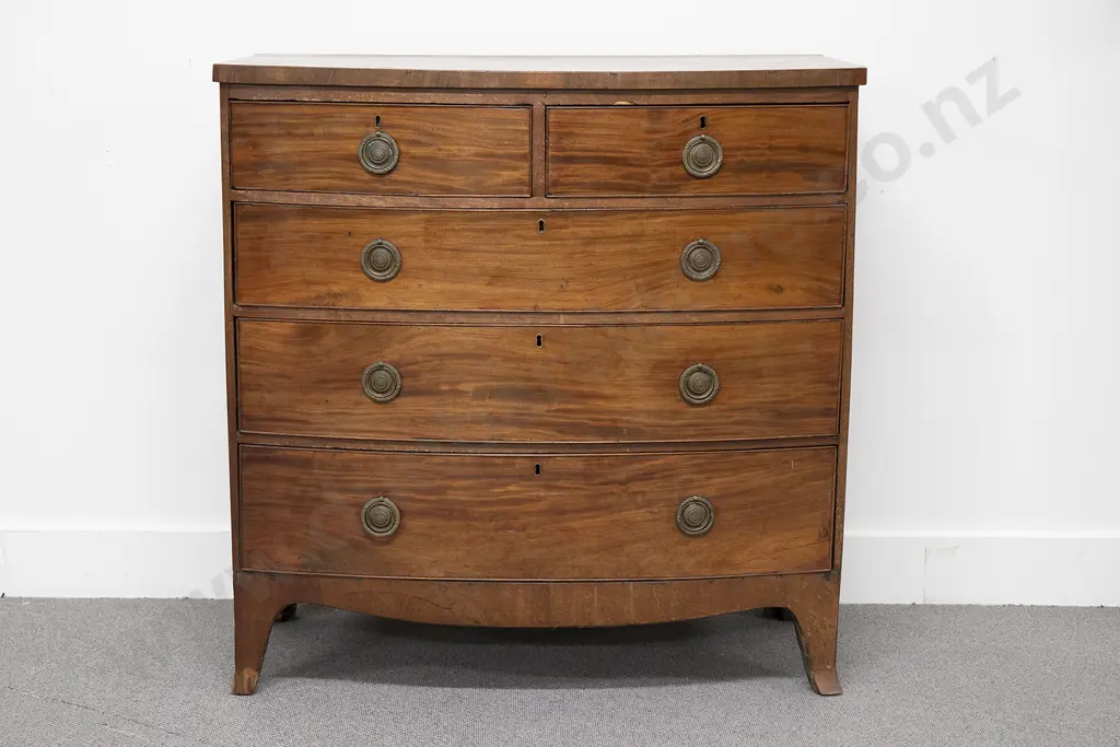 Regency Mahogany Bow Front Chest Of Drawers Image 1++