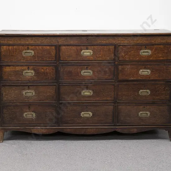 A Large Geo III Oak & Crossbanded Mule Chest