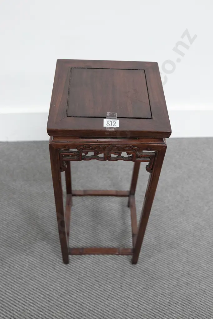Small Chinese Rosewood Jardiniere Table Image 1++