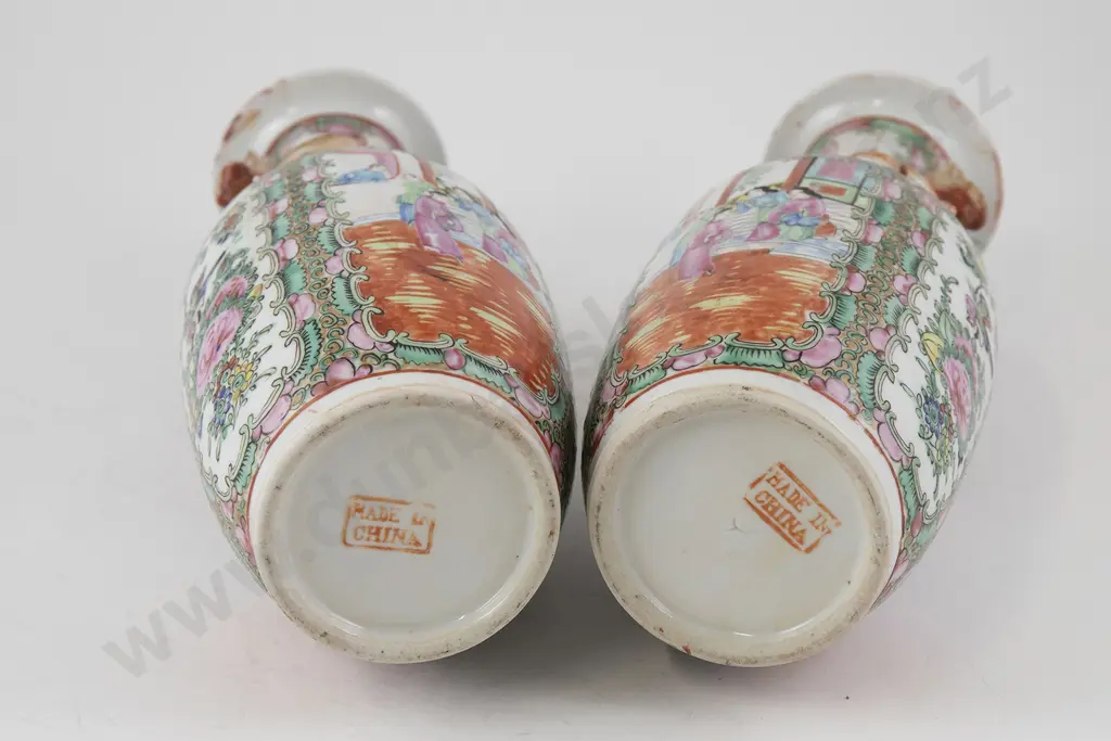 Pair of Chinese Canton Famille Rose Vases Image 1++