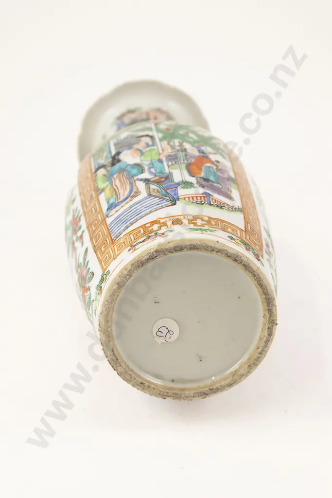 Chinese 19th Century Qing Dynasty Canton Famille Rose Vase Image 1++